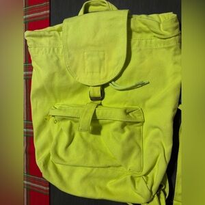 BAGGU neon yellow green backpack